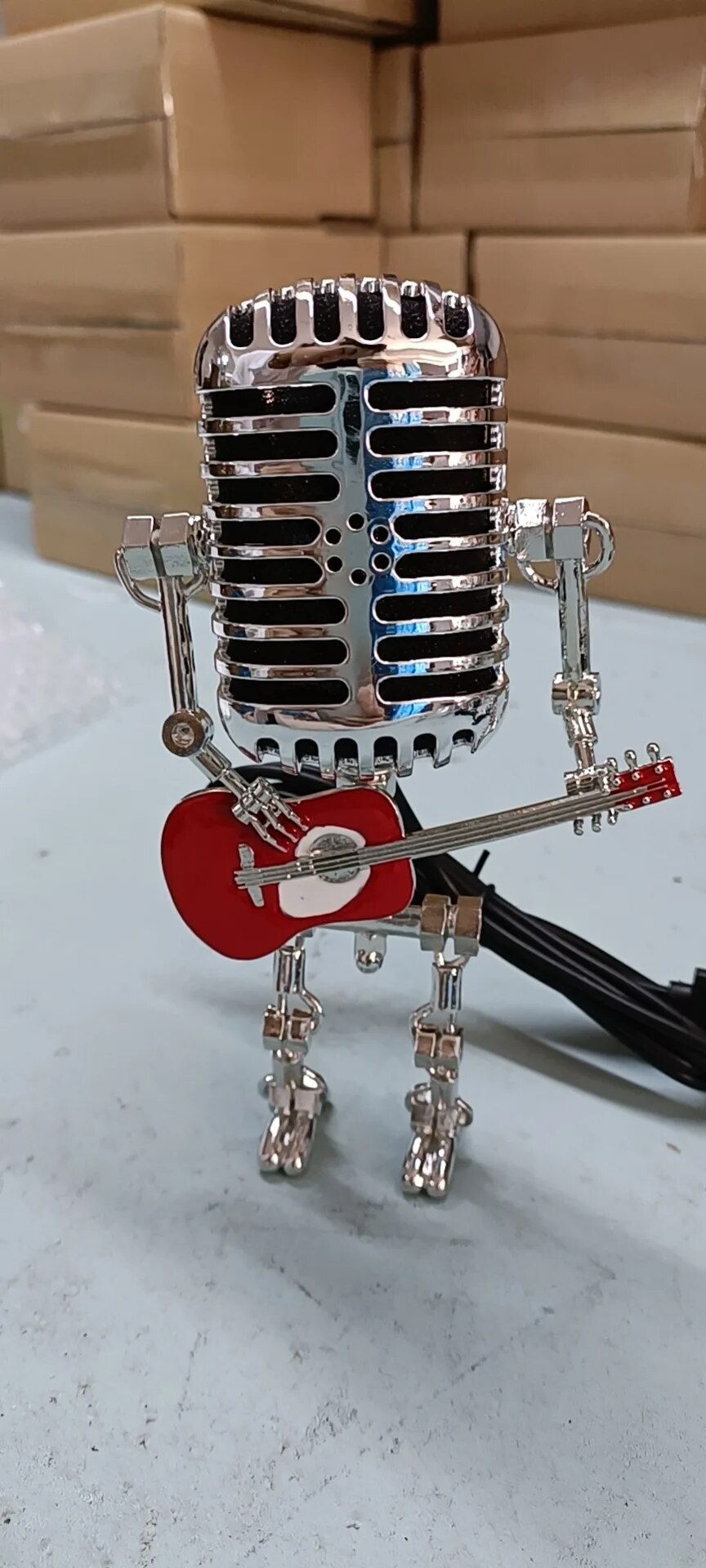GuitarGlow | Einzigartige Gitarren-Roboterlampe