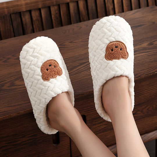 BearCozy | Kuschelige Bärenmuster-Pantoffeln für warme Füße4