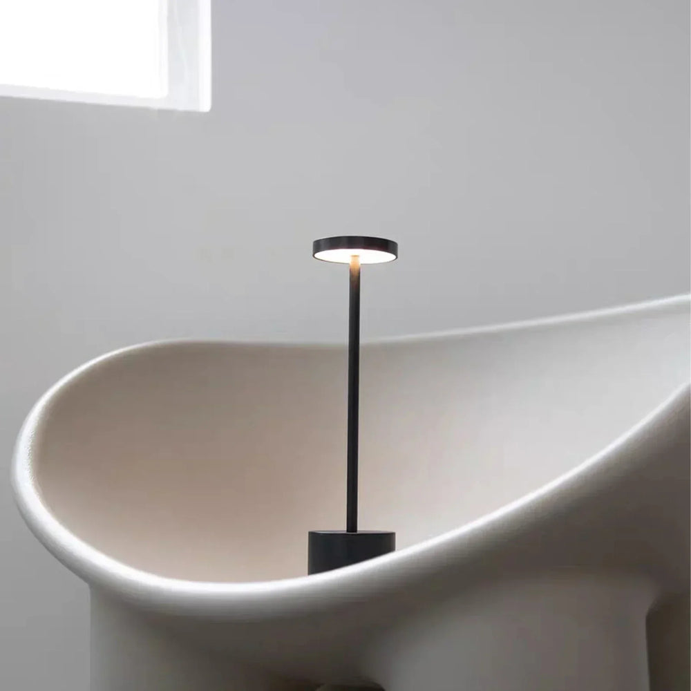 LumaLux | Luxus und Moderne Wiederaufladbare Lampe