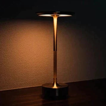Luxalamp | Wiederaufladbare Tischlampe