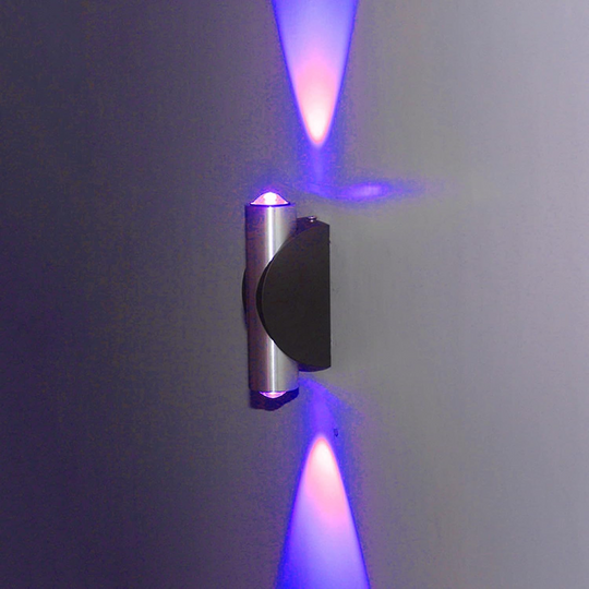 GlowBeams | Doppelstrahl LED-Wandleuchte6
