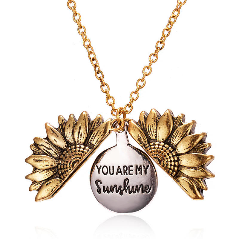 SunCharm | Elegante & Personalisierte Halskette