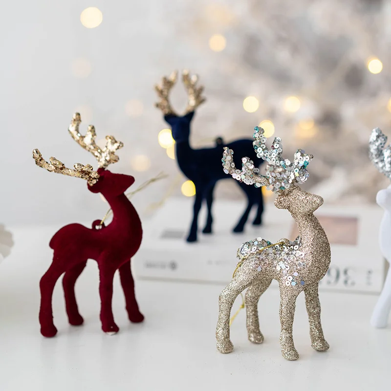 LuxeGlow | Glitzerndes Hirschornament für die perfekte Weihnachtsdekoration2