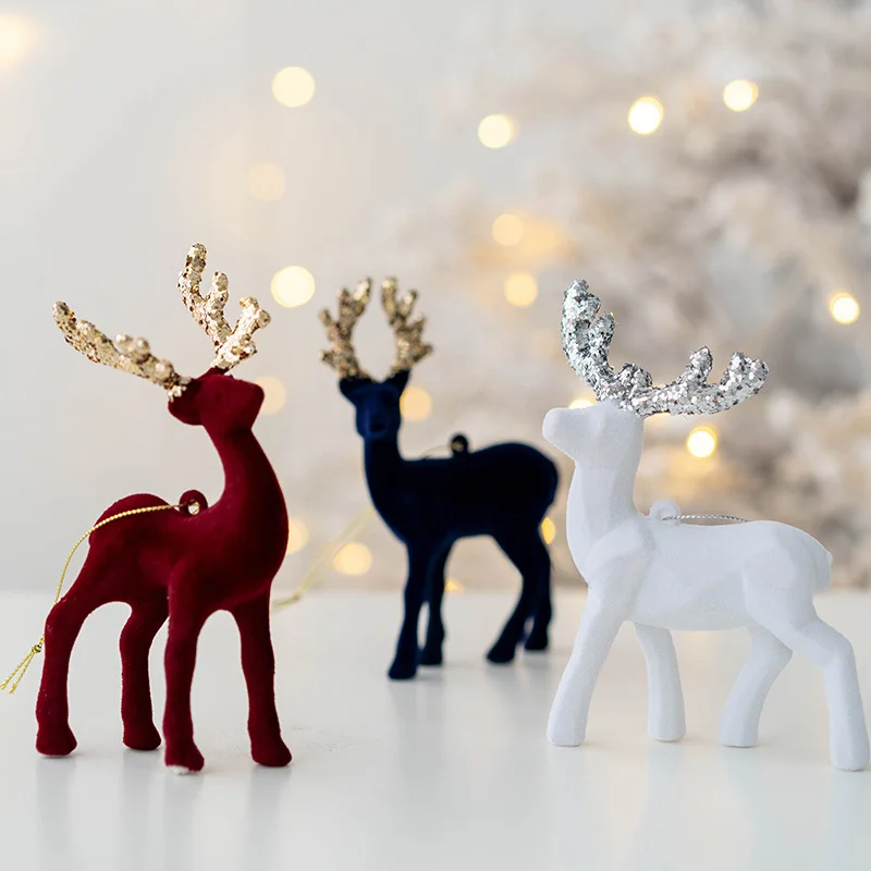LuxeGlow | Glitzerndes Hirschornament für die perfekte Weihnachtsdekoration5