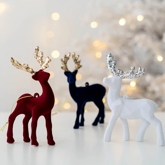 LuxeGlow | Glitzerndes Hirschornament für die perfekte Weihnachtsdekoration5