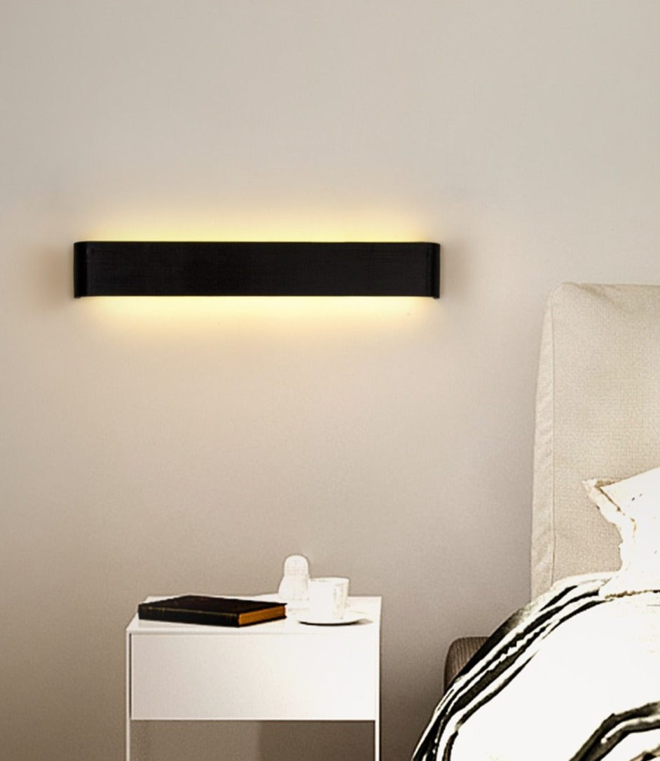 GlowStripe | Ultra-Moderne LED-Wandlampe